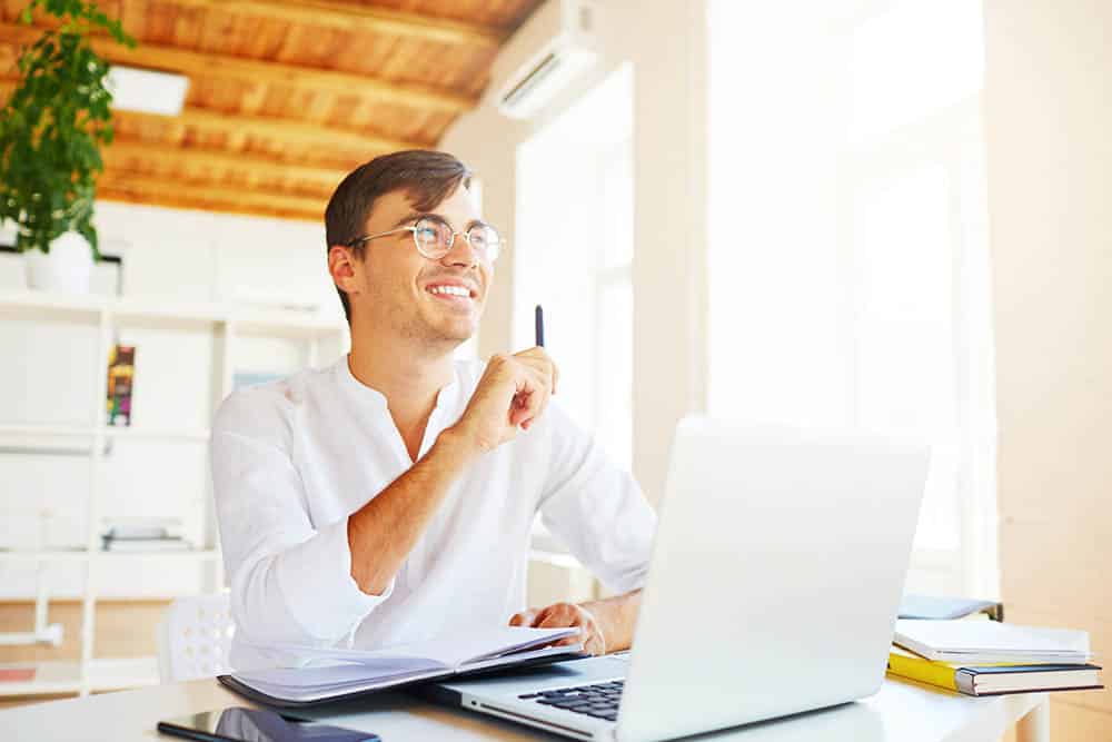 Escape the 9-5 Grind: Why Online Freelancing is the Future of Work!