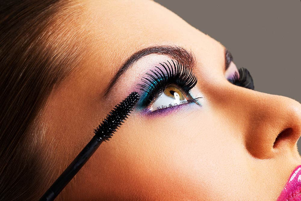 Transform Your Look with Eyelash Extensions – Boost Your Confidence and Get Ready to Turn Heads!